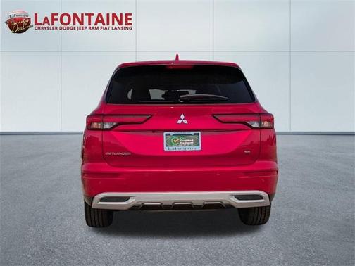 2022 Mitsubishi Outlander SE