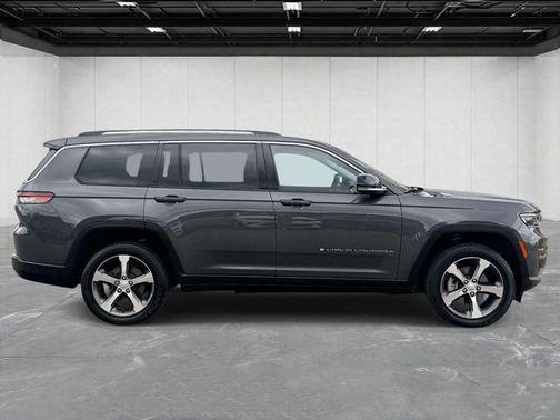 Gray Metallic 2023 Jeep Grand Cherokee L Limited
