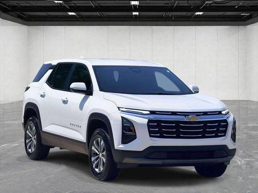Summit White 2026 Chevrolet Equinox LT