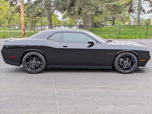 Pitch Black Clearcoat 2021 Dodge Challenger R/T