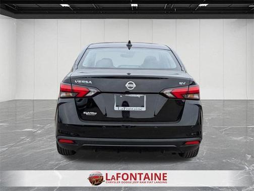 2021 Nissan Versa 1.6 SV