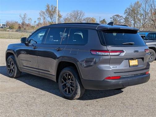 2024 Jeep Grand Cherokee L Laredo