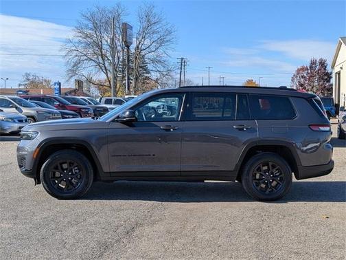 2024 Jeep Grand Cherokee L Laredo