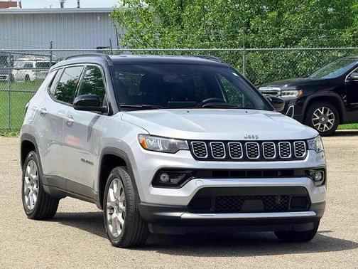 Silver Zynith 2025 Jeep Compass Limited