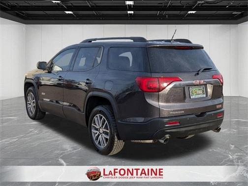 2017 GMC Acadia SLE-2