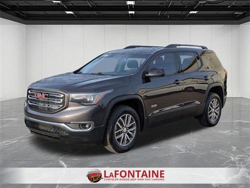 2017 GMC Acadia SLE-2