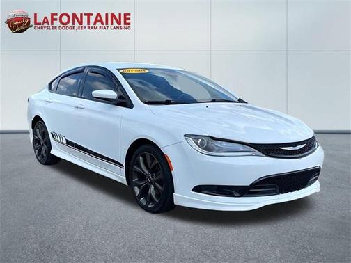 2016 Chrysler 200 S
