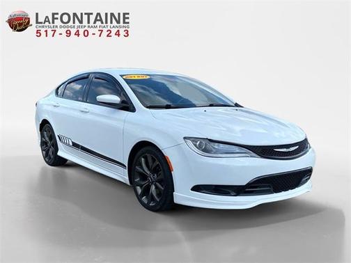 2016 Chrysler 200 S