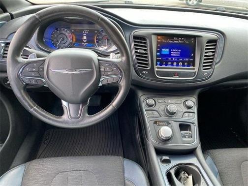 2016 Chrysler 200 S