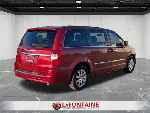 2015 Chrysler Town & Country Touring