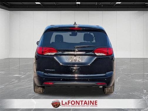 2026 Chrysler Voyager LX