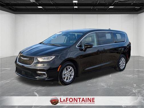 2024 Chrysler Pacifica Touring-L