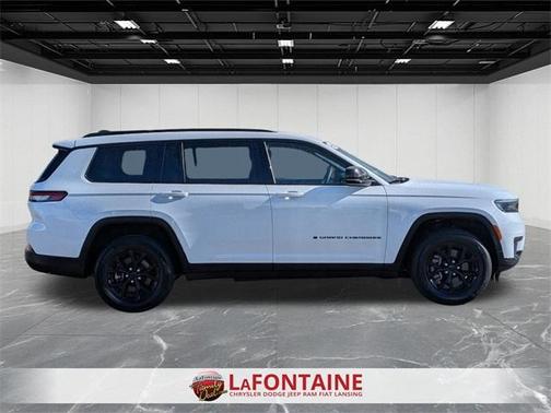 2024 Jeep Grand Cherokee L Laredo