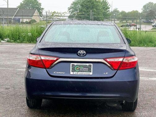 Pearl 2016 Toyota Camry LE
