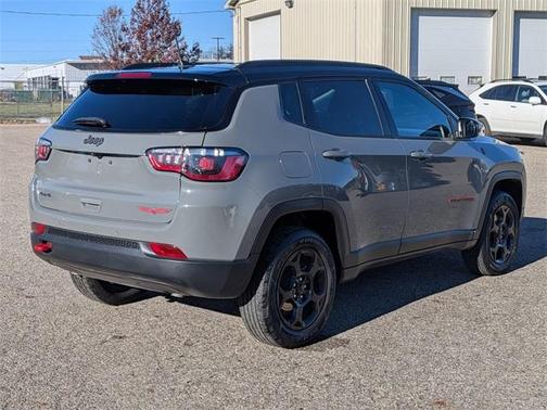2023 Jeep Compass Trailhawk