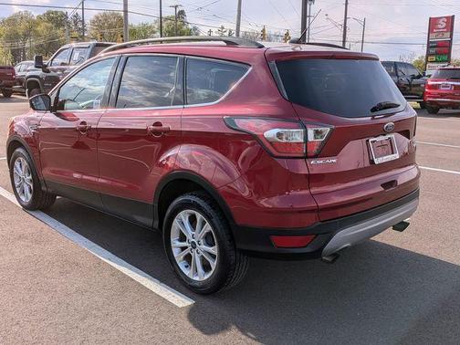 Ruby Red 2017 Ford Escape SE