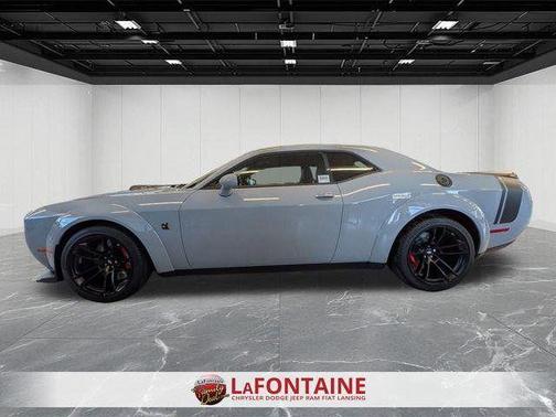Smoke 2022 Dodge Challenger R/T Scat Pack