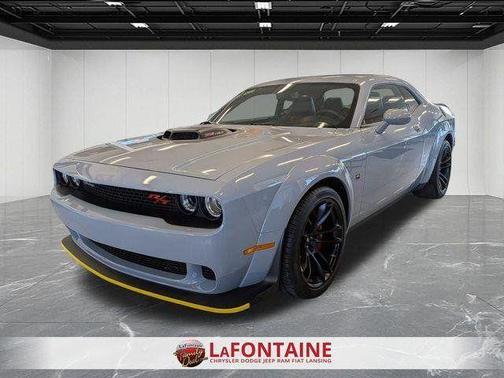 Smoke 2022 Dodge Challenger R/T Scat Pack