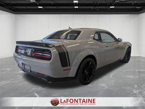 Smoke 2022 Dodge Challenger R/T Scat Pack
