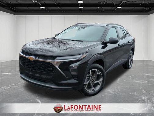 Black Metallic 2025 Chevrolet Trax LT