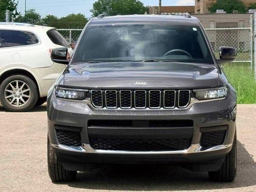 Metallic 2024 Jeep Grand Cherokee L Laredo