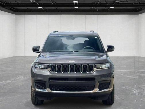 Metallic 2024 Jeep Grand Cherokee L Laredo