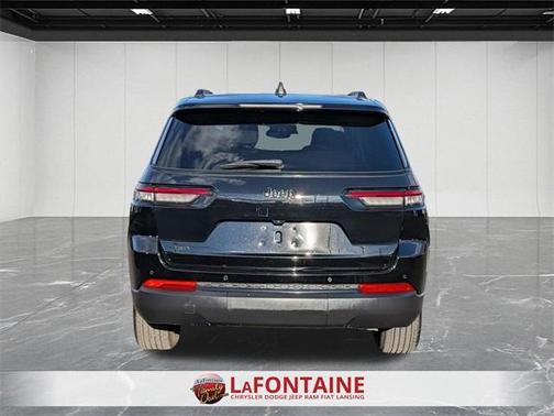 2024 Jeep Grand Cherokee L Laredo