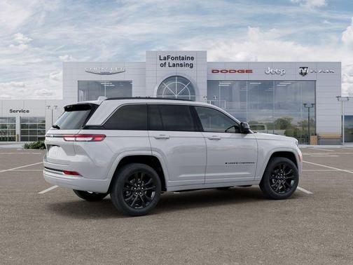 Bright White Clearcoat 2026 Jeep Grand Cherokee Limited
