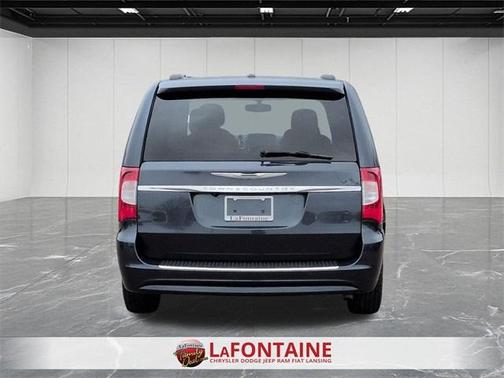 2013 Chrysler Town & Country Touring-L