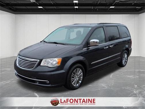 2013 Chrysler Town & Country Touring-L