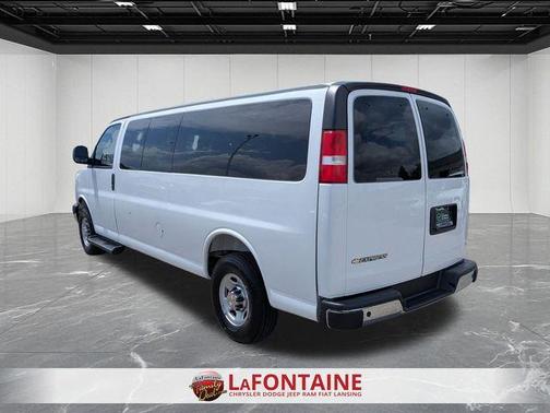 Summit White 2025 Chevrolet Express 3500 LT
