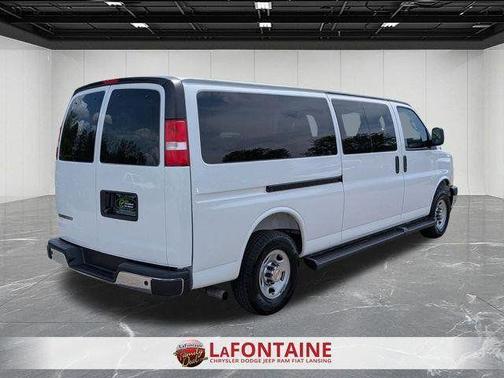 Summit White 2025 Chevrolet Express 3500 LT