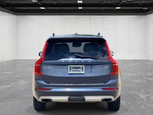 Denim Blue Metallic 2018 Volvo XC90 T6 Momentum