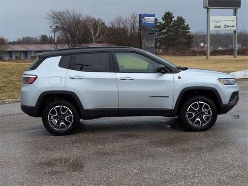 2026 Jeep Compass Trailhawk