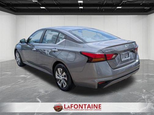 Gun Metallic 2021 Nissan Altima 2.5 S