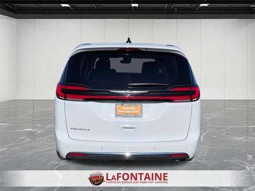 2024 Chrysler Pacifica Touring-L