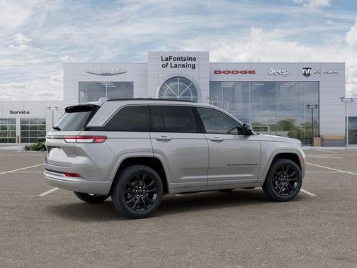 Silver Zynith 2026 Jeep Grand Cherokee Limited