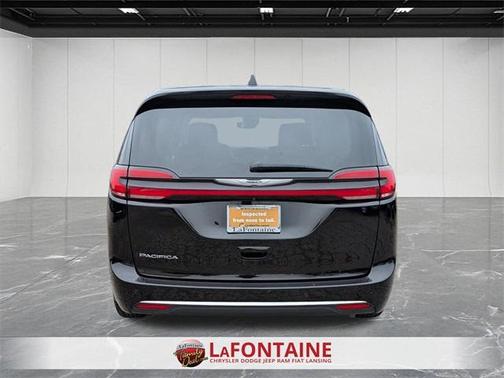 2024 Chrysler Pacifica Touring-L