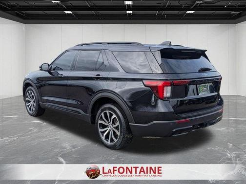Black Metallic 2025 Ford Explorer ST-Line