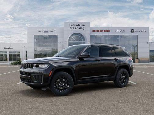 Diamond Black 2026 Jeep Grand Cherokee Laredo
