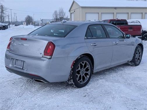 2015 Chrysler 300 S
