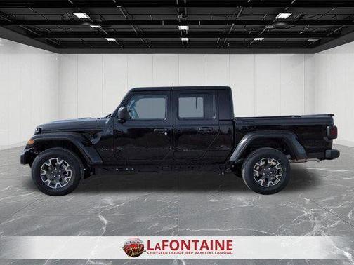 Black Clearcoat 2026 Jeep Gladiator Sport