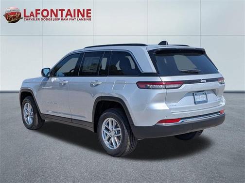 2025 Jeep Grand Cherokee Laredo X