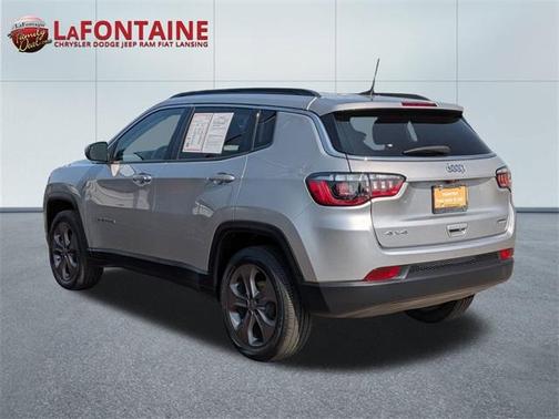 2022 Jeep Compass Latitude Lux