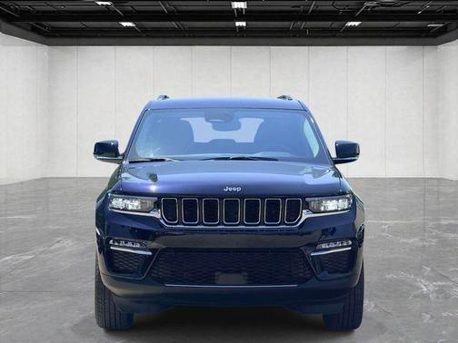 Midnight Sky 2023 Jeep Grand Cherokee Limited