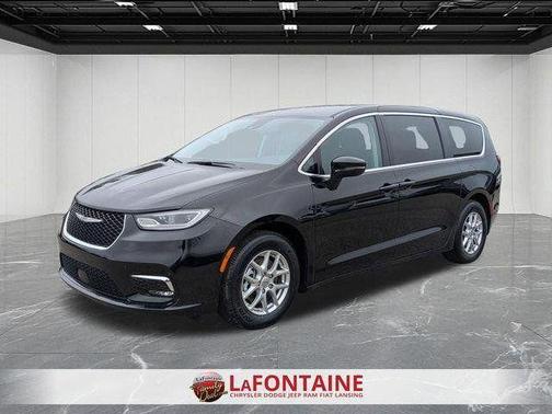 Diamond Black 2024 Chrysler Pacifica Touring-L