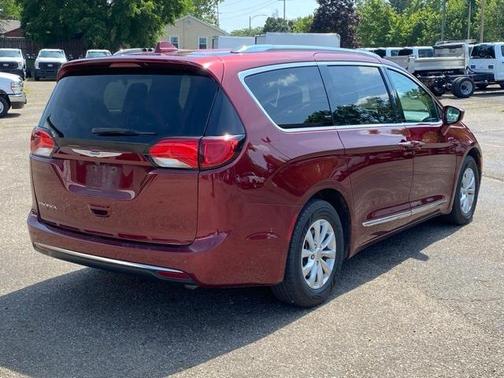 2018 Chrysler Pacifica Touring-L Plus