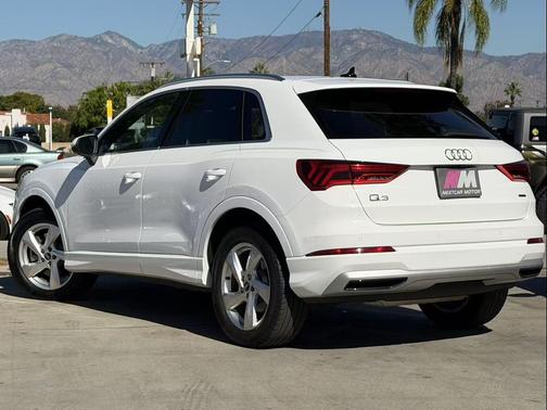 2021 Audi Q3 40 Premium