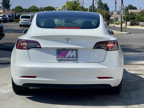 2019 Tesla Model 3 Mid Range