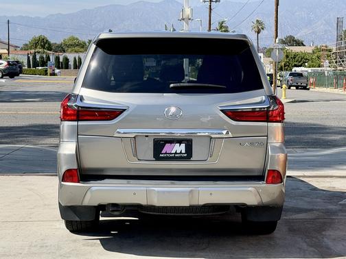 Atomic Silver 2019 Lexus LX 570 Base